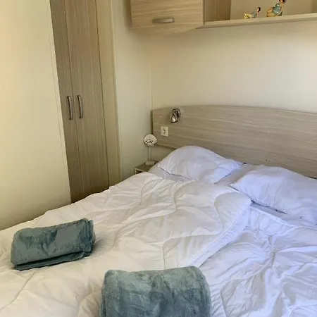 Deme Mobile Illa * Kaštela